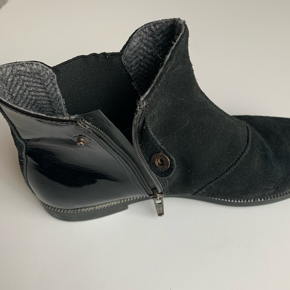 Primigi Suede & Patent Boots - Picture 8 of 9